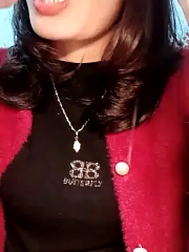 Snapshot of Hinna_x chatting on 02/19/26, 03:24 Hinna x online show from 02/19/26, 03:24