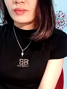 Snapshot of Hinna_x chatting on 02/21/26, 03:57 Hinna x online show from 02/21/26, 03:57