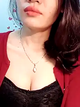 Snapshot of Hinna_x chatting on 02/27/26, 10:21 Hinna x online show from 02/27/26, 10:21