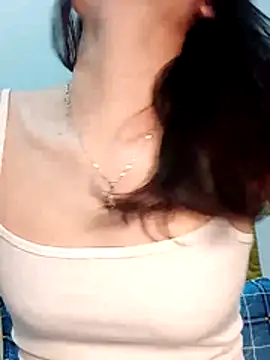 Snapshot of Hinna_x chatting on 04/29/26, 08:26 Hinna x online show from 04/29/26, 08:26