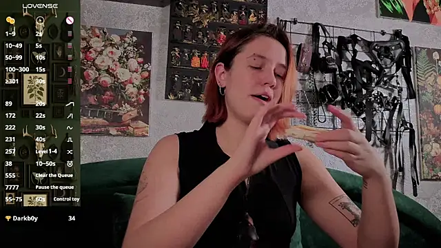 the high priestess online show from 11/30/25, 04:38