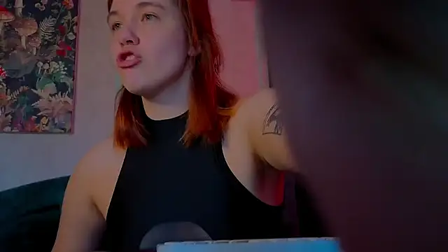 Snapshot of the_high_priestess chatting on 05/15/26, 05:03 the high priestess online show from 05/15/26, 05:03