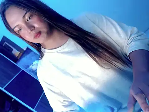 Snapshot of Sweet_angelinax chatting on 10/27/25, 01:53 Sweet angelinax online show from 10/27/25, 01:53