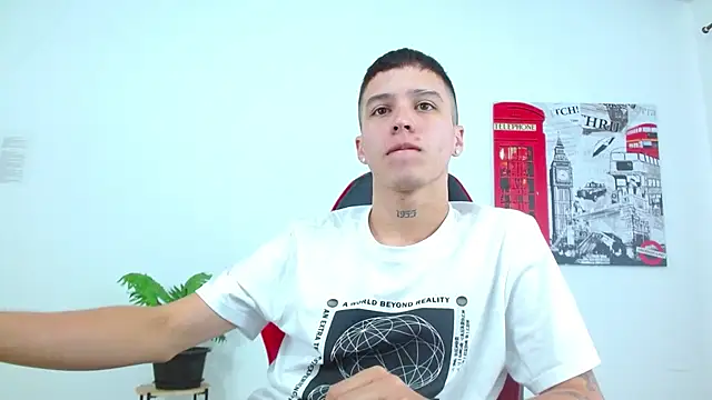 Cumandres18 online show from 11/24/25, 02:17