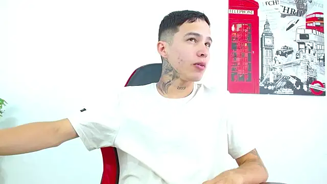 Cumandres18 online show from 02/09/26, 02:43