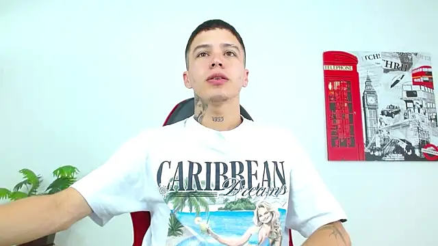 Cumandres18 online show from 03/15/26, 02:56