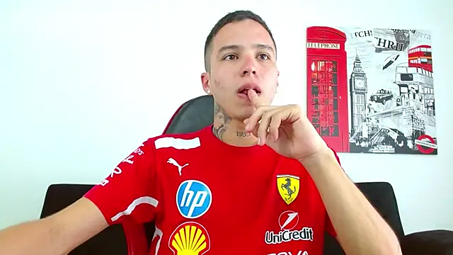 Cumandres18 online show from 07/06/26, 02:47