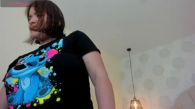 GIANAMILLER6 online show from 04/18/26, 12:09