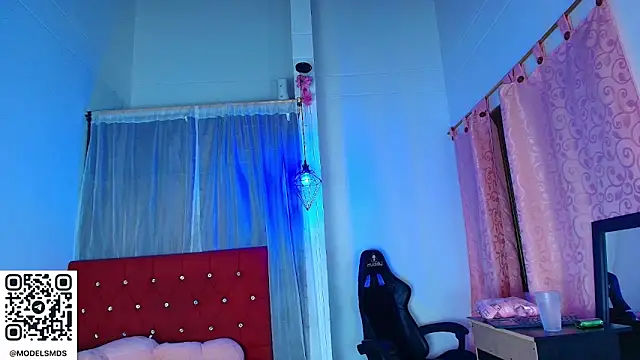 catalina santana20 online show from 11/23/25, 02:33