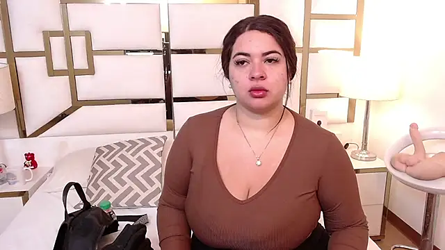 AnniieCarther online show from 11/23/25, 06:52