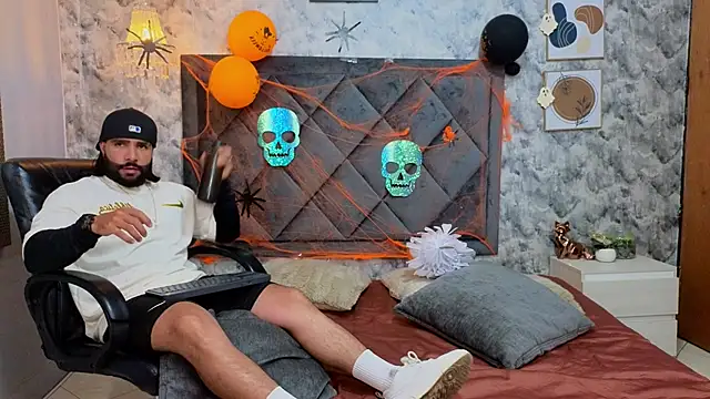 Apolo rousse1 online show from 10/13/25, 10:54