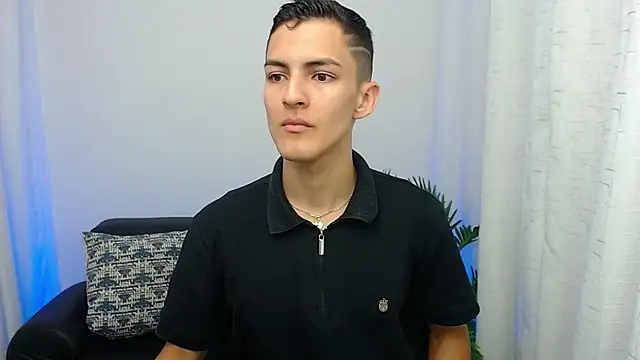 Matiius18 online show from 10/25/25, 02:02