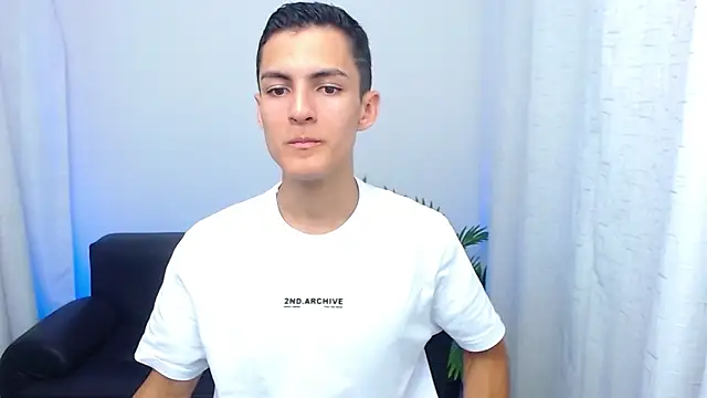 Matiius18 online show from 11/05/25, 02:28