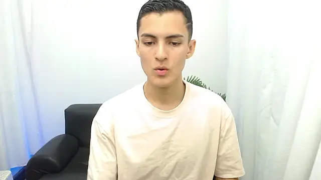 Matiius18 online show from 11/27/25, 01:57