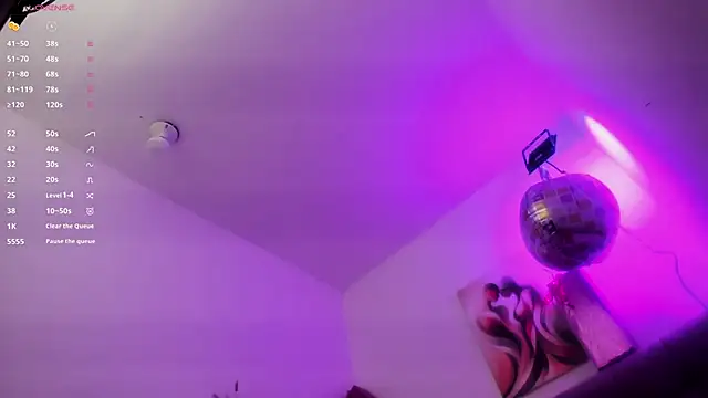 Lola wish1 online show from 11/18/25, 04:17