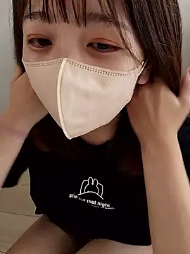 Snapshot of Sakura-japanese- chatting on 10/04/25, 04:10 Sakura-japanese- online show from 10/04/25, 04:10