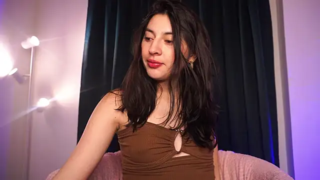 Auralea online show from 10/27/25, 03:10