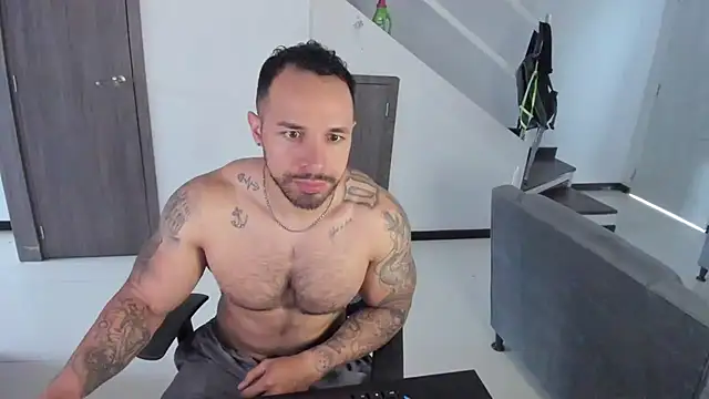 Snapshot of mason_fit chatting on 06/05/26, 02:56 mason fit online show from 06/05/26, 02:56