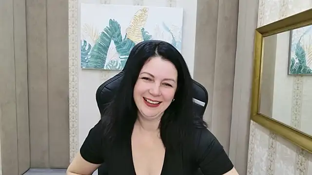 Nina Stane online show from 12/04/25, 05:28