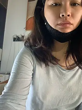 zhizhinaigai online show from 05/18/26, 03:46