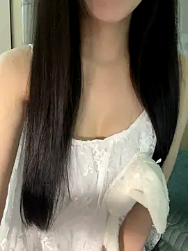 Dior baby online show from 09/11/25, 02:11