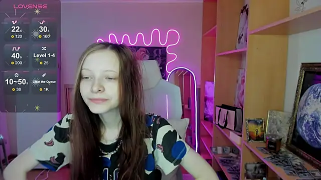 AliceHaris online show from 11/15/25, 03:04