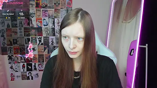 AliceHaris online show from 11/21/25, 03:16