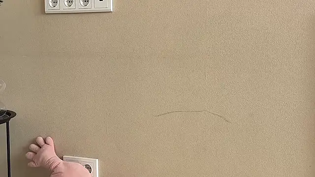 daniellia  online show from 11/23/25, 09:09