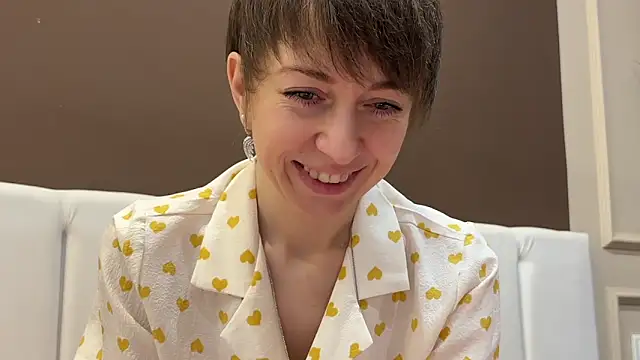 daniellia  online show from 02/24/26, 09:18