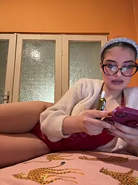 Larra69 online show from 02/21/26, 06:09