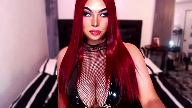 Snapshot of xTrixieMae chatting on 09/12/25, 08:47 xTrixieMae online show from 09/12/25, 08:47