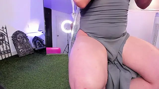 Snapshot of nala_777 chatting on 10/15/25, 07:47 nala 777 online show from 10/15/25, 07:47