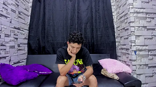 Crazy Cult Sex online show from 10/08/25, 01:42