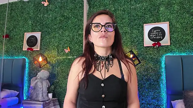 Linagh  online show from 04/06/26, 11:33