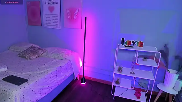 Bella  Lane online show from 03/20/26, 03:44