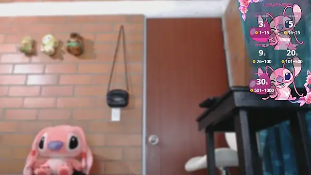 Snapshot of _piahotcandy_ chatting on 10/16/25, 12:44  piahotcandy  online show from 10/16/25, 12:44