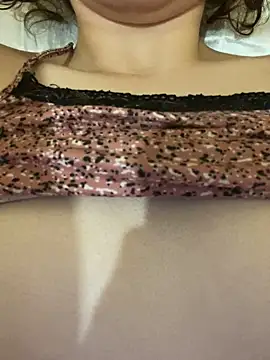 Snapshot of Mroma89six chatting on 10/04/25, 02:59 Mroma89six online show from 10/04/25, 02:59