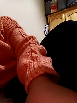 Snapshot of Mroma89six chatting on 12/04/25, 11:41 Mroma89six online show from 12/04/25, 11:41