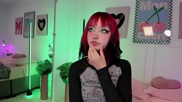 Zoe Lynch  online show from 06/03/26, 12:19