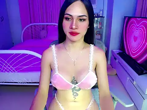 Snapshot of lovemariee chatting on 03/07/26, 02:41 lovemariee online show from 03/07/26, 02:41