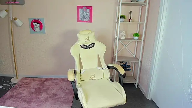 R0cket bunny online show from 09/26/25, 12:03