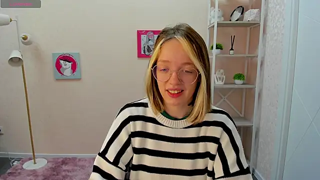 R0cket bunny online show from 10/11/25, 01:05