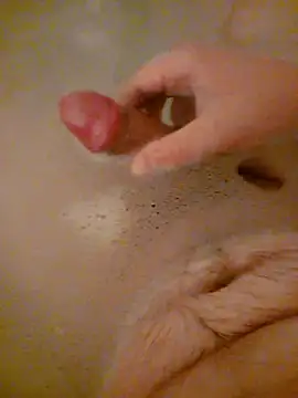 Snapshot of tomiii_69 chatting on 09/10/25, 07:58 tomiii 69 online show from 09/10/25, 07:58