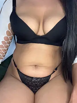 Akiira 00 online show from 02/28/26, 12:39