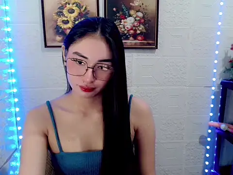 lovelysassy online show from 10/14/25, 02:07