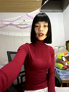 andymi1 online show from 10/28/25, 01:42