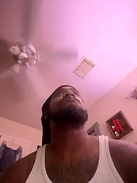 Snapshot of SirStrokesAllot chatting on 11/15/25, 09:50 SirStrokesAllot online show from 11/15/25, 09:50