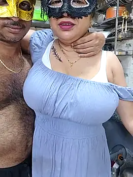 Snapshot of Queen_Nightt chatting on 03/25/26, 03:34 Queen Nightt online show from 03/25/26, 03:34