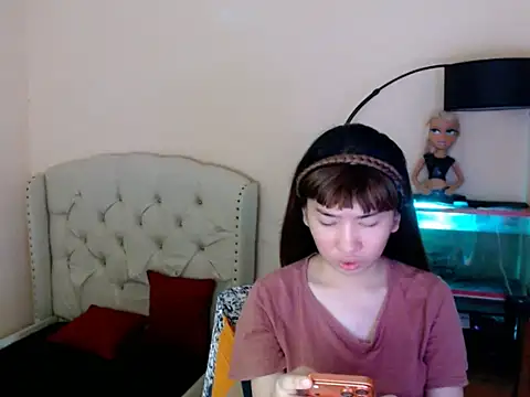 ShantalFoxxy  online show from 04/06/26, 05:30