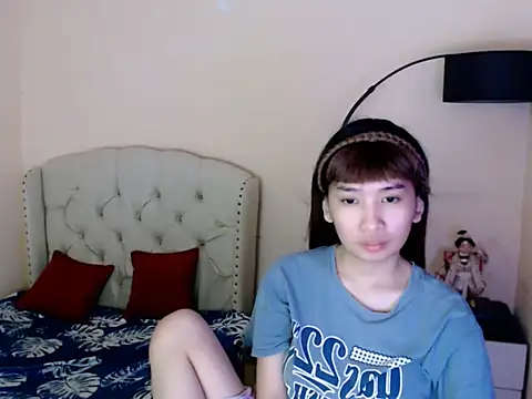 ShantalFoxxy  online show from 07/11/26, 12:41